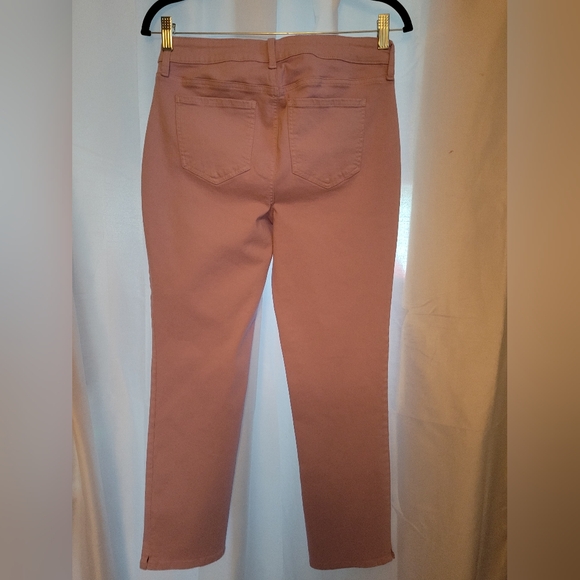 * NYDJ Lavender high rise stretchy jeans NWT - Picture 4 of 7